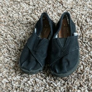 Black Canvas Tiny Tom's Classic Toddler Shoes